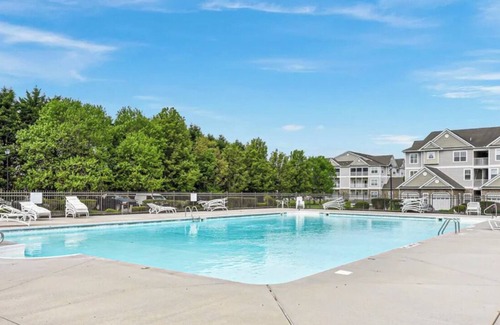 Milford Condo | Cozy House close to the beach, shopping centers and DE Turf. Pet friendly.