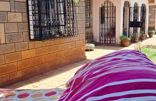 Samburu District House | Cozy House, soothing accommodation, delicious meals, vibrant cultural tours
