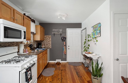Airport Township House | Cozy house to call home away from home ❤️🏡