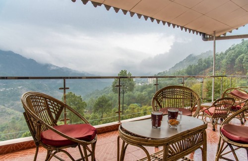 Dharampur Apartment | Cozy -Independent- breathtaking views.
