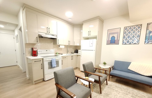 Beaumont House | Cozy Indigo retreat-Two Bedroom -private Entrance-pet Friendlynnnnnnnnnnnnnnnnnn