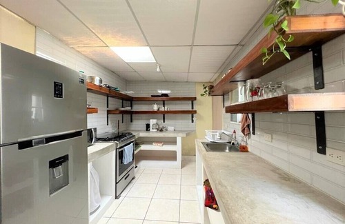 Chimaltenango Apartment | Cozy. Internet, Netflix, Washer and Dryer,full Kitchen