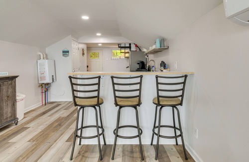East Irondequoit House | Cozy Irondequoit Home on Lake Ontario!