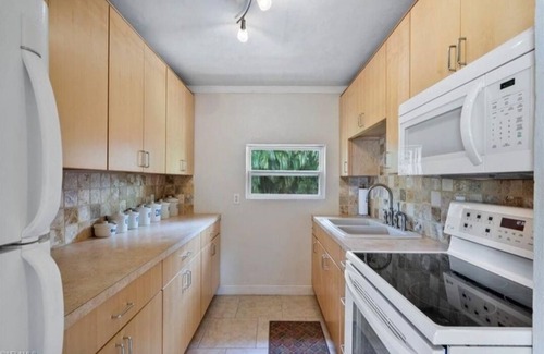 Pine Island Center House | Cozy Island home, pet friendly