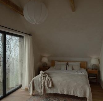Mirsk House | Cozy Izeria