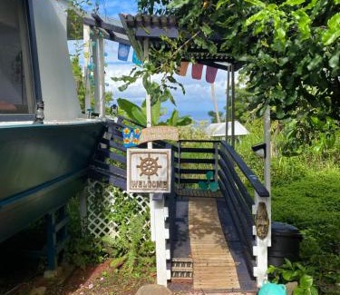 Honaunau-Napoopoo House | Cozy jungle boat hideaway with stunning ocean view