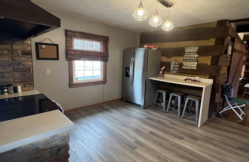 Eddyville Cabin | Cozy Lake Cottage