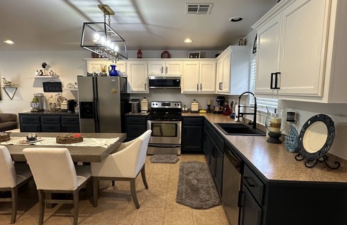 Eucha House | Cozy lake front townhouse on Grand Lake Pet Friendly