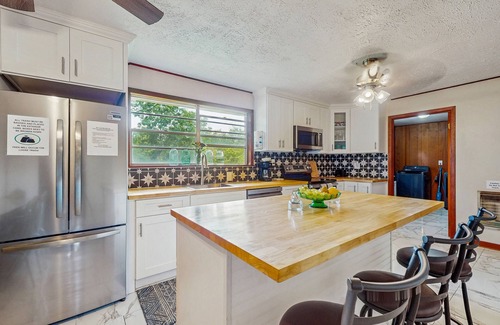 Lone Mountain House | Cozy Lake Getaway dog-friendly home with fire pit, fireplace, Wi-Fi, entry ramp
