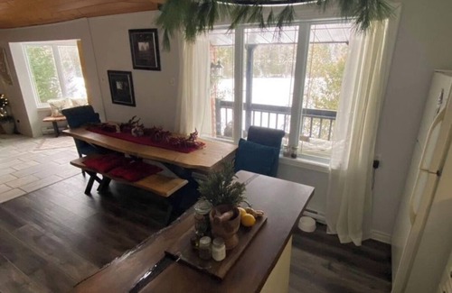 Lac-des-Plages Ski Chalet | Cozy Lakeview Chalet in the Laurentian's.