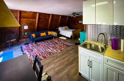 Wurtsboro Cabin | Cozy Loft Cabin high above Bashakill Wildlife Refuge