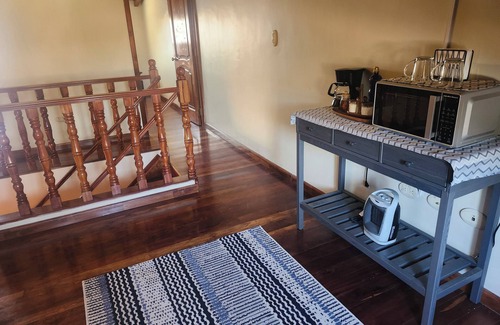 Cuenca House | Cozy loft with WiFi and backup generator
