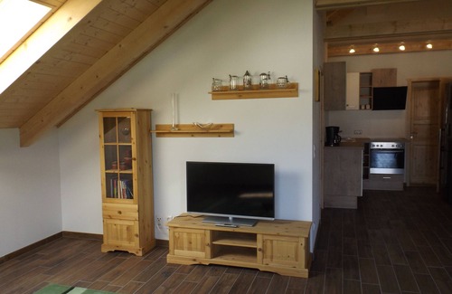 Augustusburg Apartment | Cozy log cabin - vacation apartment sunrise in the Erzgebirge with balcony