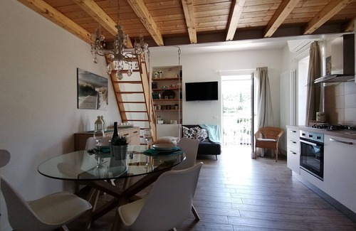 Salo Apartment | Cozy & Lovely Loft Sant'Anna II in Salo - Lake Garda