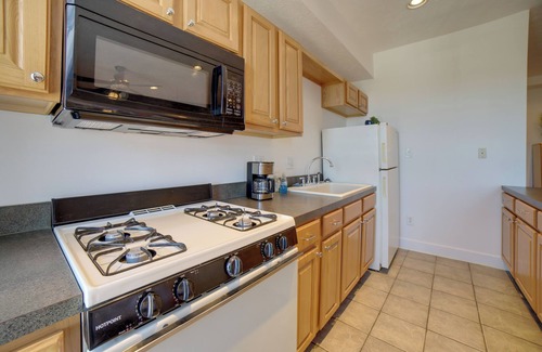 Lowell Apartment | Cozy Lowell Studio ~ 19 Mi to Grand Rapids!
