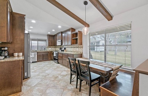 Round Rock West House | Cozy Modern 3 Bed 2 Bath Home - Round Rock/Austin