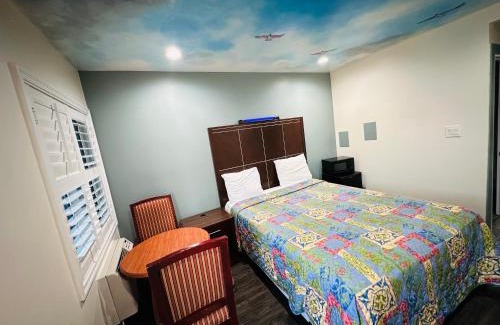 Lynwood Hotel | Cozy motel