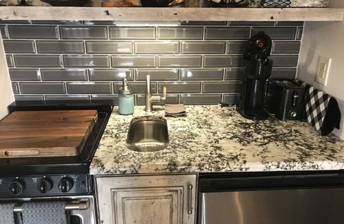 Apple Ridge Apartment | Cozy Mountain Getaway