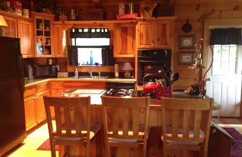 Young Harris Cabin | Cozy Mtn. Cabin-Great Location for Day Trips