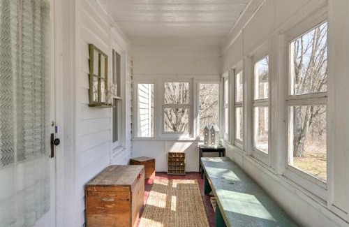 Medusa House | Cozy New York Retreat with Fire Pit and Creek Access!