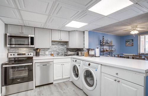 North Ocean City Condo | Cozy Ocean City Condo: Steps to Maryland Beach!