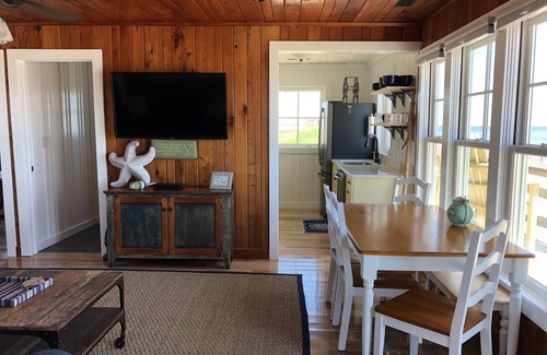Sea Retreat House | Cozy Oceanfront Cottage with Lovely Ocean Views!