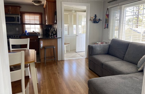 Ogunquit Cottage | Cozy Ogunquit 2 Bedroom, 2 Bathroom Cottage Minutes from Beaches and Downtown