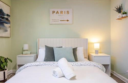 Herndon Apartment | Cozy One Bed Apartment in Heart of Herndon
