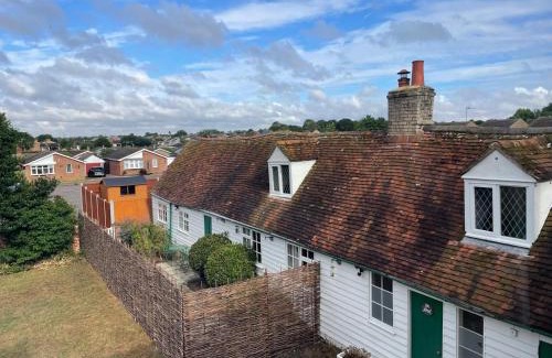 Great Tey House | Cozy One-Bedroom Cottage in Great Tey