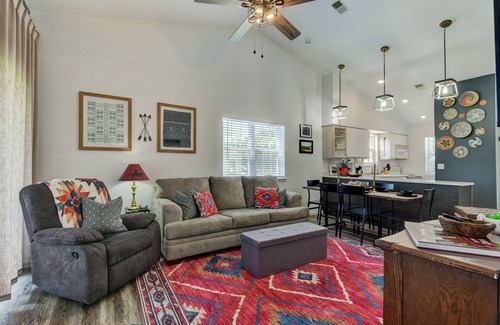 Branson Condo | Cozy & Peaceful 2-bedroom condo- Holiday Hills Resort Branson-family amenities!