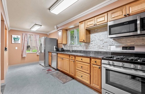 Bakerstown House | Cozy Peaceful Retreat!