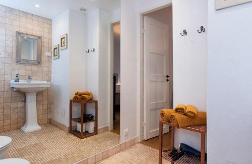 Beach Area Apartment | Cozy place l Perfect Location l Easy Self Check-In