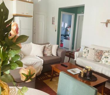 Kozani Apartment | Cozy Place living