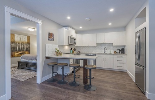 Vernon Apartment | Cozy private suite on 5 acre farm 15 mins from Vernon and Lakes
