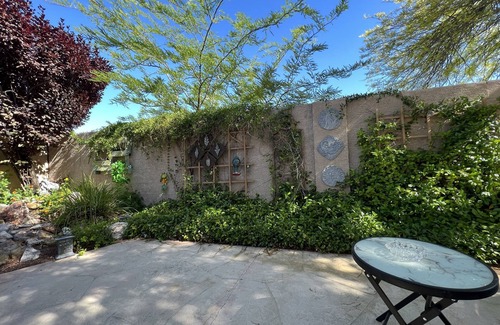 Summerlin South House | Cozy Queens Castle Near Downtown Summerlin