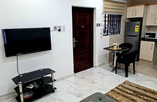 Adenta Apartment | Cozy,Quiet & Fantastic- Close to Highway - Parking