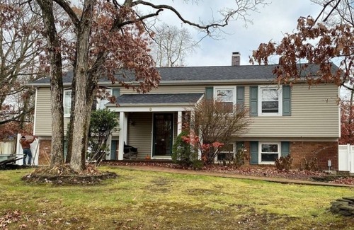 Jefferson Valley-Yorktown House | Cozy range close to FDR park convent location