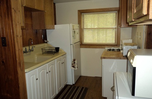 The Pines Apartment | Cozy Rehoboth Beach Flat with Deck in Town of Rehoboth Beach