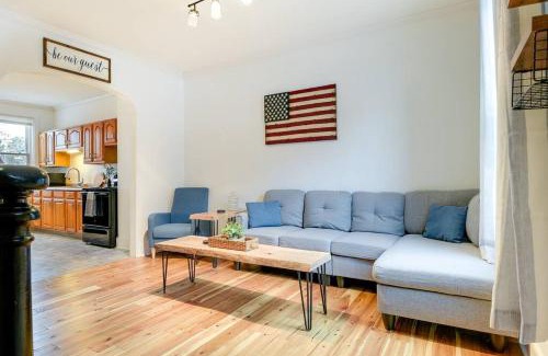 Lancaster Apartment | Cozy Retreat in Downtown Lancaster with Backyard Patio