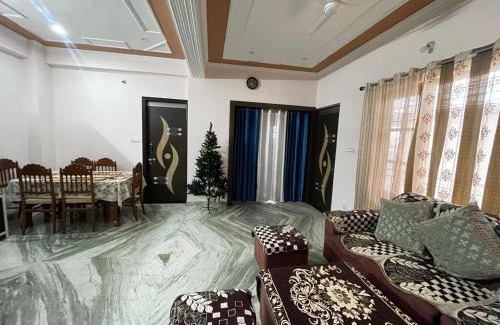 Sidhpur Apartment | Cozy Retreat l Your Home Away