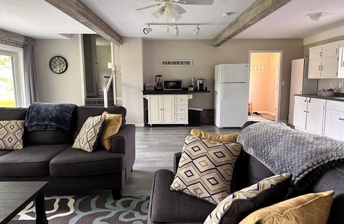 Williamsburg Cottage | Cozy Retreat with Elk Lake Access