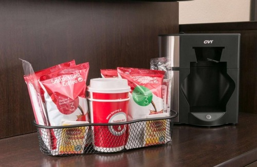 Linthicum Heights House | Cozy Room w/Free Airport Shuttle and Cable TV – Ideal for Travelers