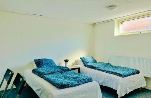 Dammhagen Apartment | Cozy room with 2 single bed in Landskrona