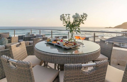 Herolds Bay House | Cozy Room with a partial sea view