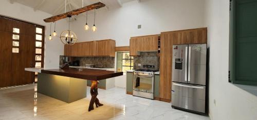 Pujili Villa | Cozy rural house with WiFi and garden in Pujilí