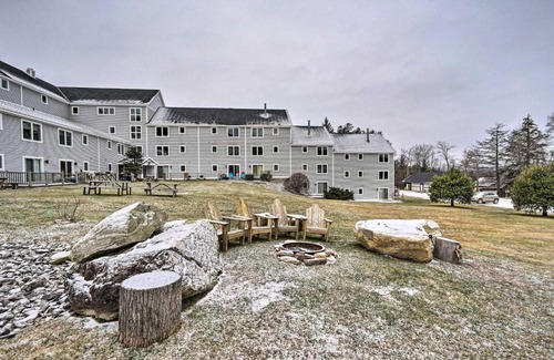 Londonderry Apartment | Cozy Ski-InandSki-Out Condo on Magic Mountain