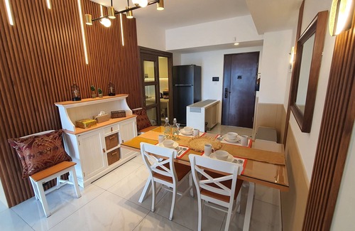 Bumi Serpong Damai Apartment | Cozy, Spacious, Fully Furnished and Equipped 3+ BR Apartment at Sky House BSD