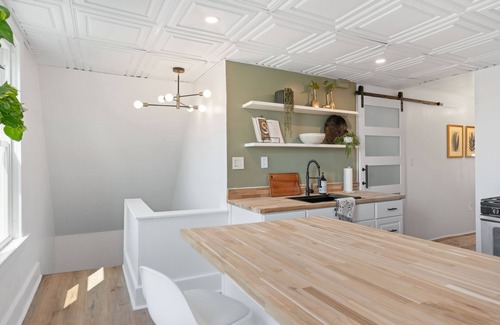Buffalo Apartment | Cozy & Spacious Getaway! Centrally Located.