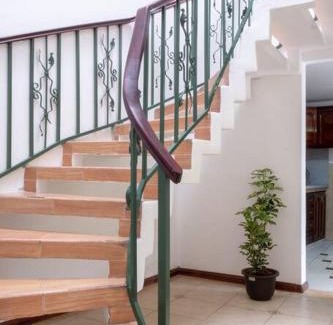 Cuenca Villa | Cozy & Spacious House-Near the Centro