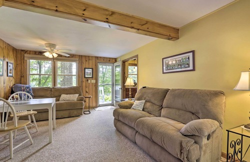 Stafford House | Cozy Stafford Cabin, Near Reservoir & Beach!